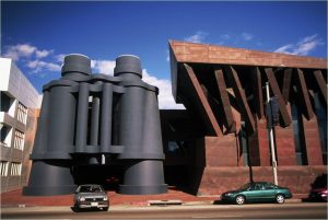 معماری بعد از مدرن | سبک دیکانستراکشن | ساختمان چیات دی | فرانک گهری