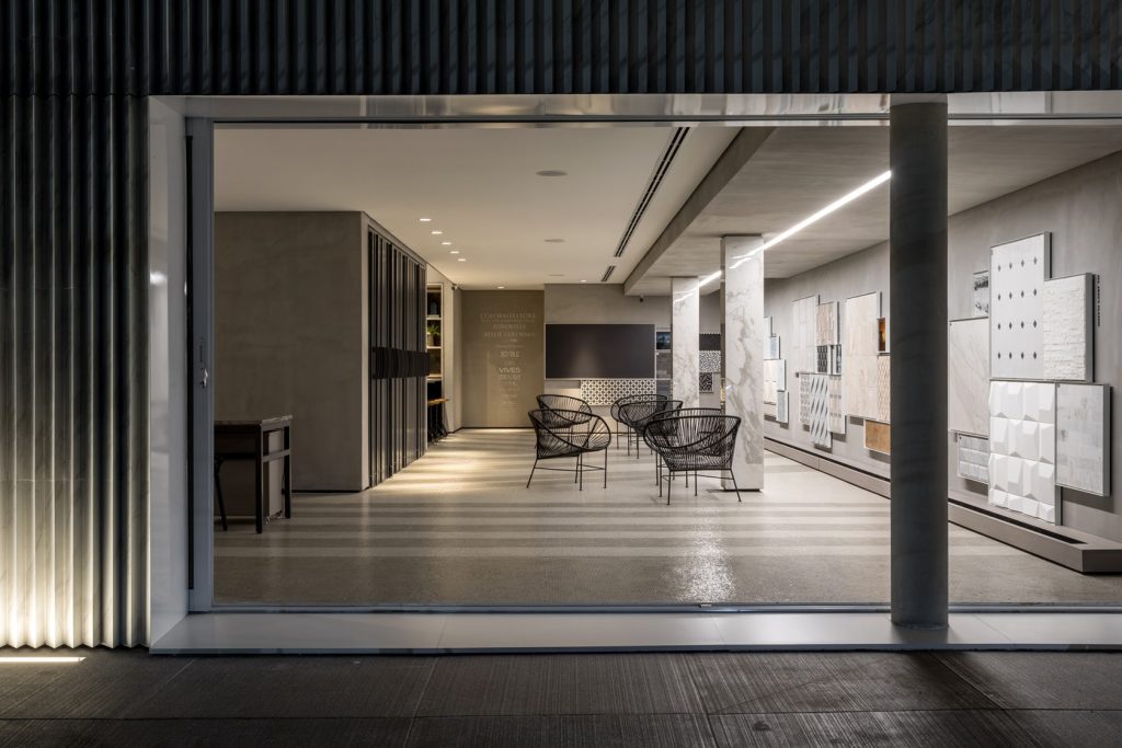 طراحی معماری شوروم